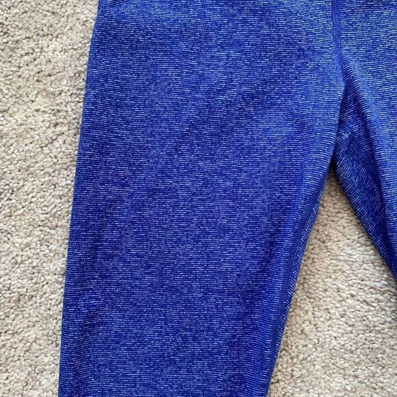 𝅺under Armour Fitted Heatgear Crop Legging - Picture 4 of 5